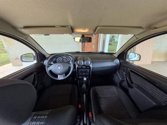 RENAULT SANDERO 1.6 PRIVILÈGE 8V FLEX 4P MANUAL RENAULT SANDERO 1.6 PRIVILÈGE 8V FLEX 4P MANUAL